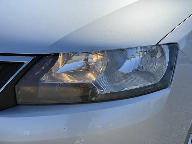 Škoda Rapid 1.2 TSI Greentech Ambition 2013 Benzine 32