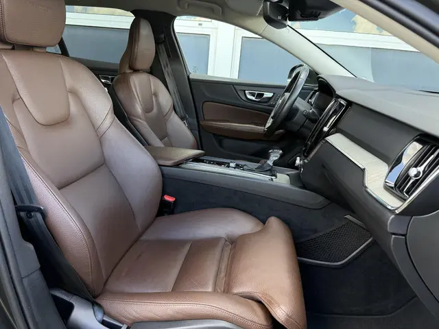 Volvo V60 2.0 T5 Inscription 2019 Benzine 5