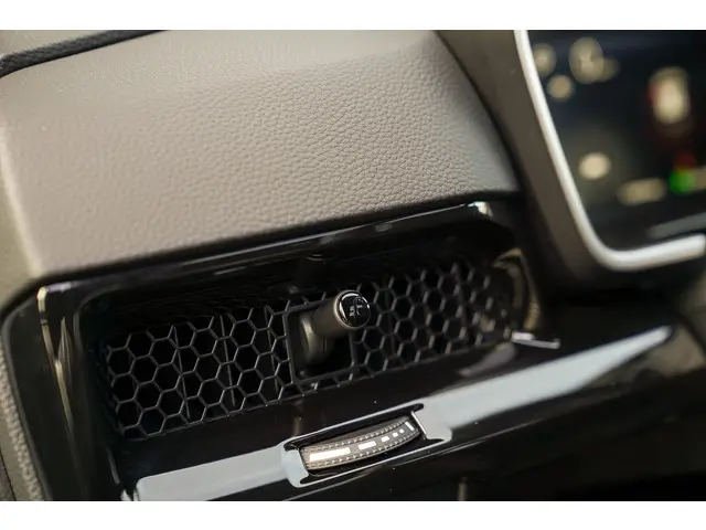 Honda CR-V 2.0i e:PHEV ADVANCE TECH 2024 Hybride Benzine 50