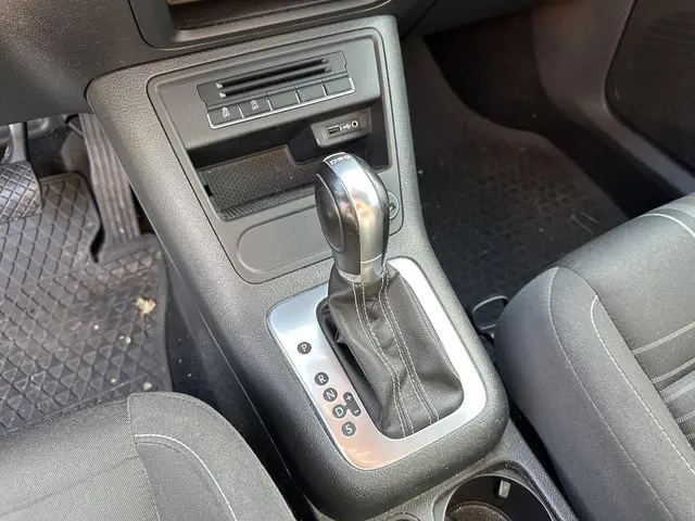 Volkswagen Tiguan 1.4 TSI 150PK DSG Lounge 2016 Benzine 23