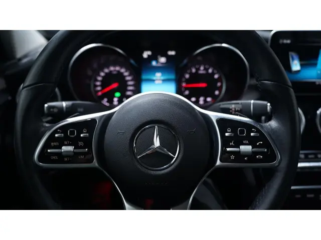 Mercedes-Benz C-Klasse 180 Avantgarde 2019 Benzine 13