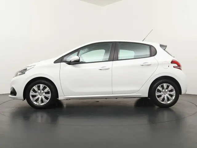 Peugeot 208 2
