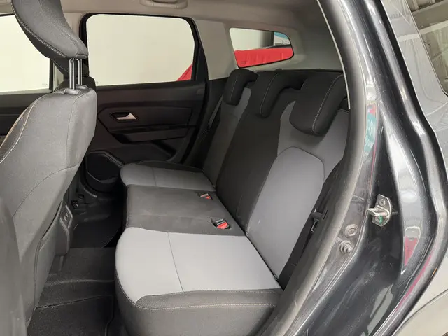 Dacia Duster 1.0 TCe 100 ECO-G Extreme 2023 Benzine 21