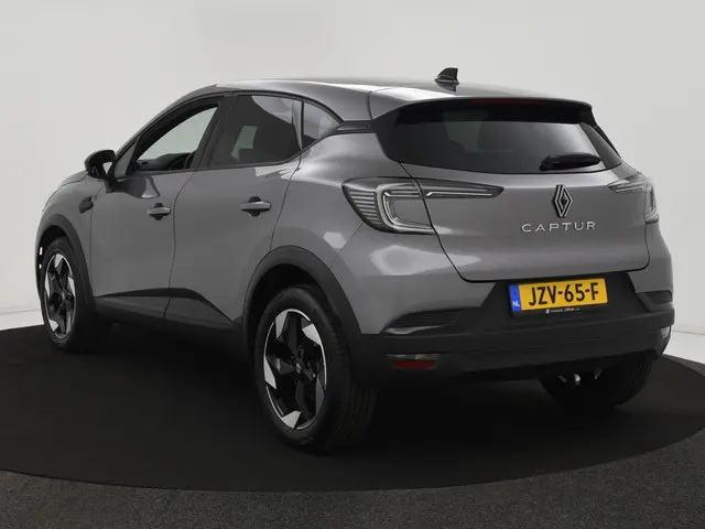 Renault Captur 1.3 mild hybrid 160PK techno 2025 Benzine 6