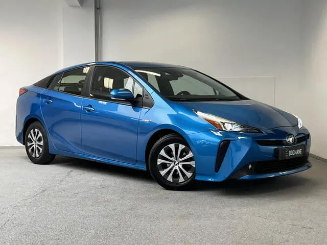 Toyota Prius 1.8 Dynamic 2019 Hybride Benzine 6