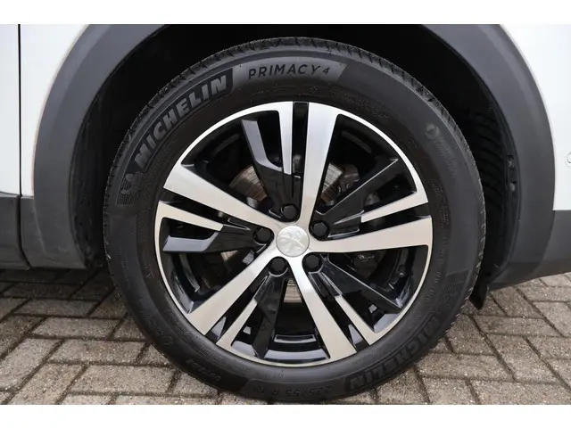 Peugeot 5008 1.2 PureTech GT 2021 Benzine 31