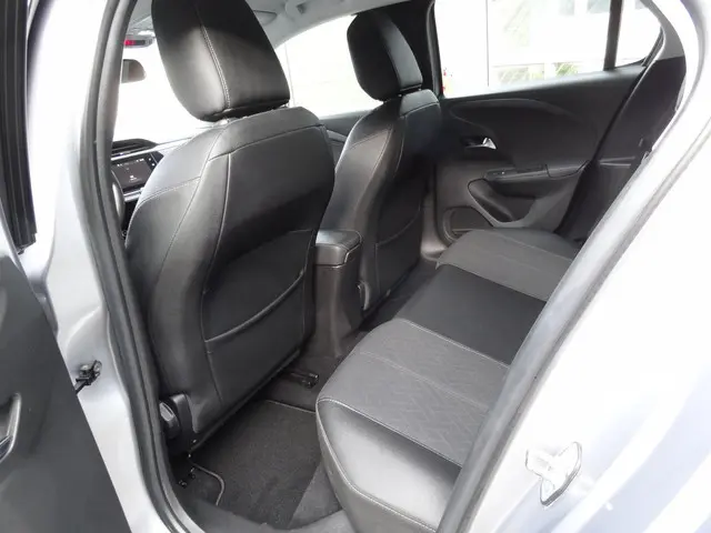 Opel Corsa 1.2 GS Line Automaat, Airco etc.. 2021 Benzine 10