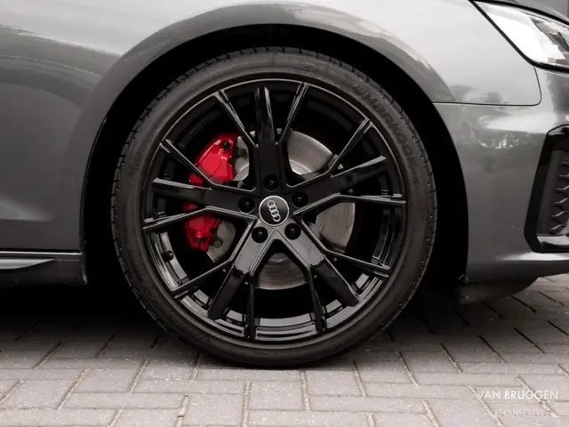 Audi A4 Avant 45 TFSI Quattro S-Line 2020 Benzine 19