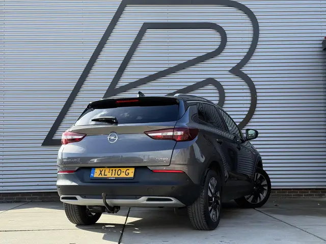 Opel Grandland X 1.2 Turbo Ultimate 2019 Benzine 3