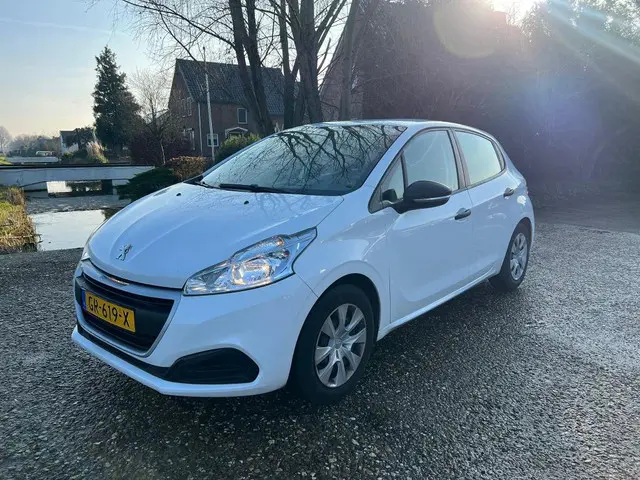 Peugeot 208 1.0 PureTech Access 2015 Benzine