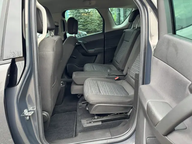Opel Meriva 1.4 Turbo Berlin 2015 Benzine 10