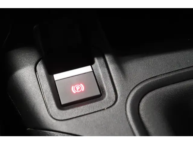 Opel Combo 1.5D 102pk L1H1 3-zits 2023 Diesel 15