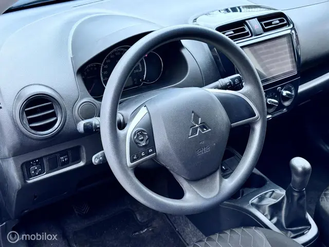 Mitsubishi Space Star 1.2 Active 2021 Benzine 9