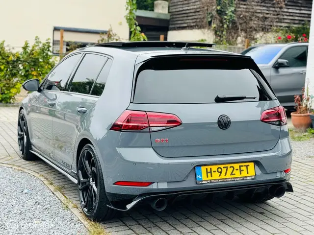 Volkswagen Golf 2.0 TSI GTI TCR 2019 Benzine 12