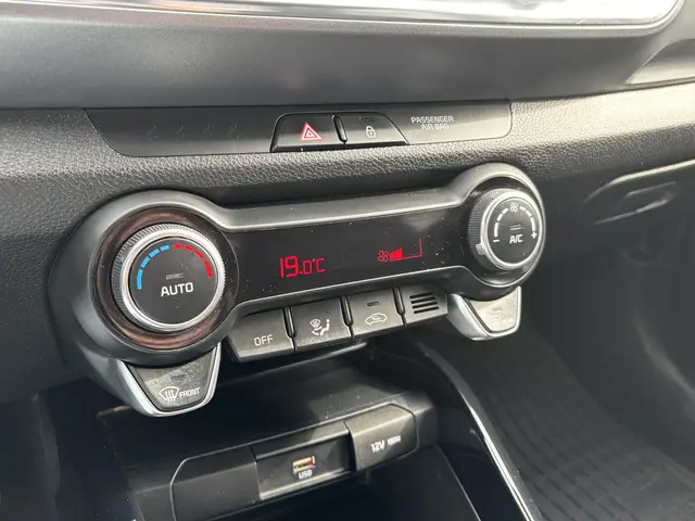 Kia Stonic 1.0 T-GDi MHEV DynamicPlusLine 2023 Benzine 13