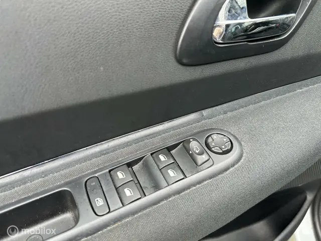 Peugeot 3008 1.2 PureTech Style 2015 Benzine 21