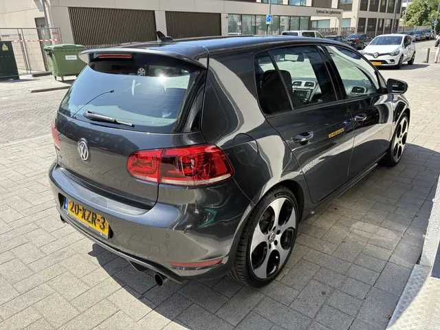 Volkswagen Golf 2.0 GTI 2012 Benzine 5