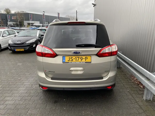 Ford Grand C-Max 1.0 Titanium 2016 Benzine 8