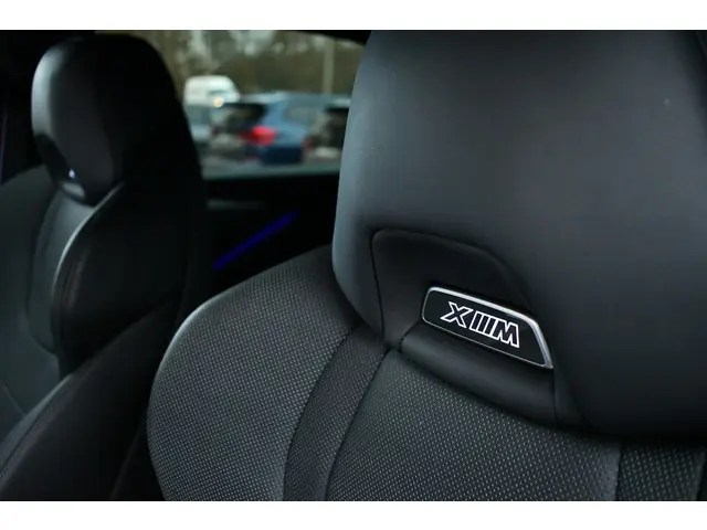 BMW XM V8 650pk 30kWh 2023 Hybride Benzine 13