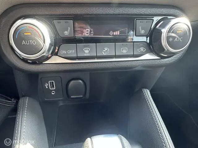 Nissan Micra 1.0 IG-T Tekna 2023 Benzine 32