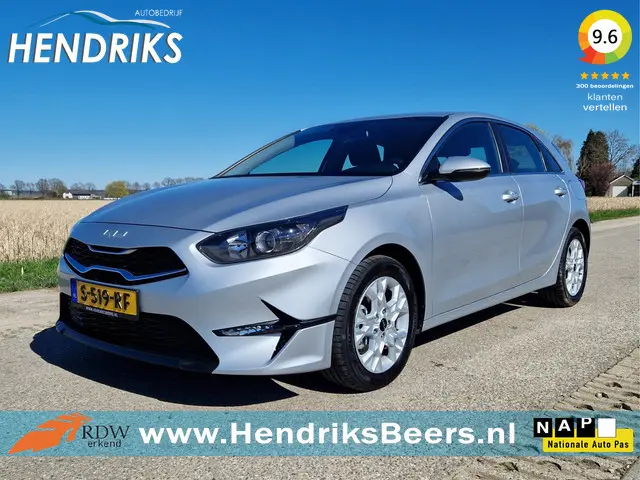 Kia Ceed 1.0 T-GDi !! 6000 km !! 2022 Benzine