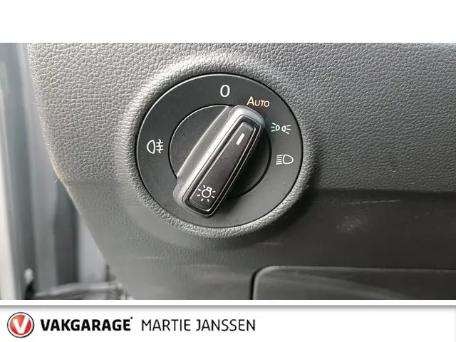 Volkswagen T-Roc 1.5 TSI Life Business 2022 Benzine 38