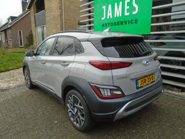 Hyundai Kona 1.6 GDI HEV Fashion 2023 Hybride Benzine 7