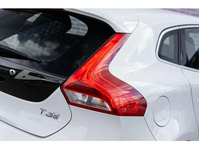 Volvo V40 1.5 T3 Polar+ Sport 2020 Benzine 11