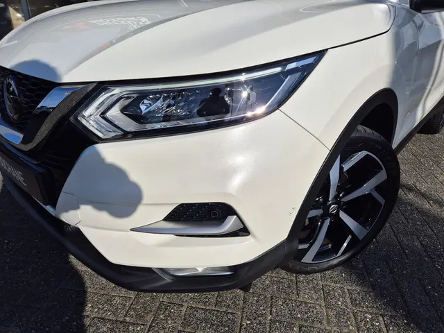 Nissan QASHQAI 1.3 DIG-T Tekna 2021 Benzine 31