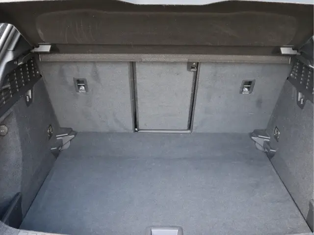 Audi A3 Sportback 35 TFSI S-Line 2020 Hybride Benzine 59