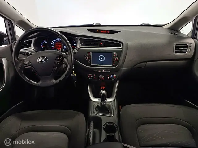 Kia cee'd 1.0 T-GDi Navigator 2016 Benzine 7