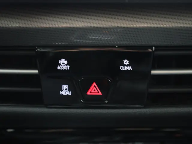 Volkswagen Golf 1.5eTSI/150PK Style DSG 2025 Benzine 28