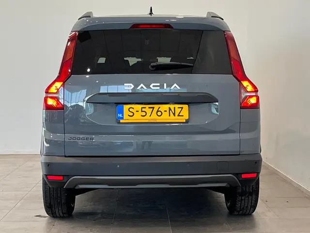 Dacia Jogger 1.0 TCe 110 Extreme 7p. 2023 Benzine 13