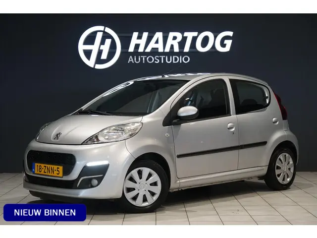 Peugeot 107 1.0 2013 Benzine