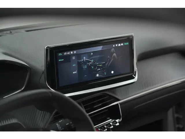 Peugeot 208 PureTech 100 Allure 2024 Benzine 51