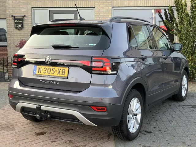 Volkswagen T-Cross 1.0 TSI Life 2022 Benzine 12