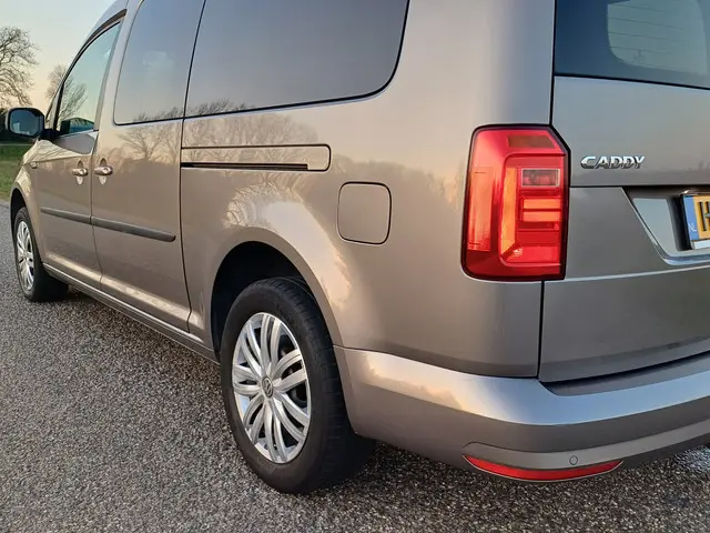 Volkswagen Caddy Maxi 1.4 TSI Trendline 5p 2019 Benzine 15