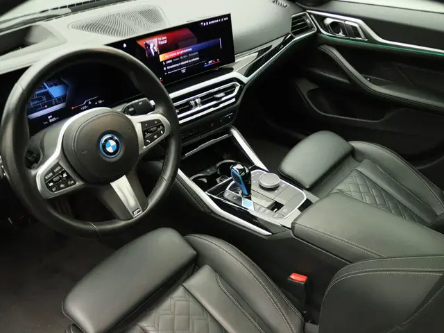 BMW i4 eDrive40 2023 Elektrisch 13