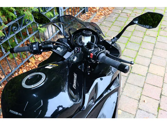 Kawasaki Z1000 Z1000SX | ABS BLACK EDITION 2018 Benzine 19