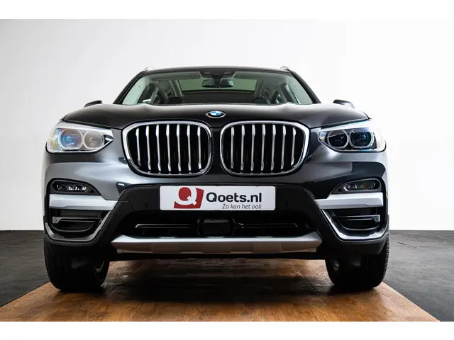 BMW X3 xDrive30i High Executive 2019 Benzine 38