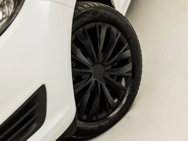 Ford Fiesta 1.0 Sport 2015 Benzine 13