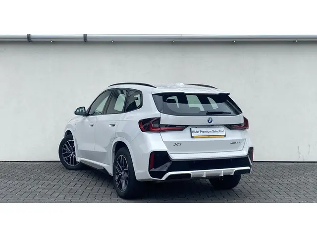 BMW X1 xDrive25e 2024 Hybride Benzine 14
