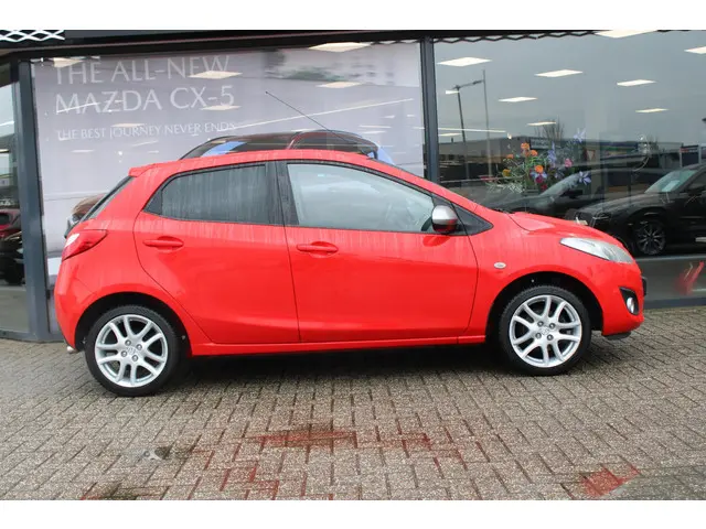 Mazda 2 1.3 Silver Edition 2014 Benzine 5