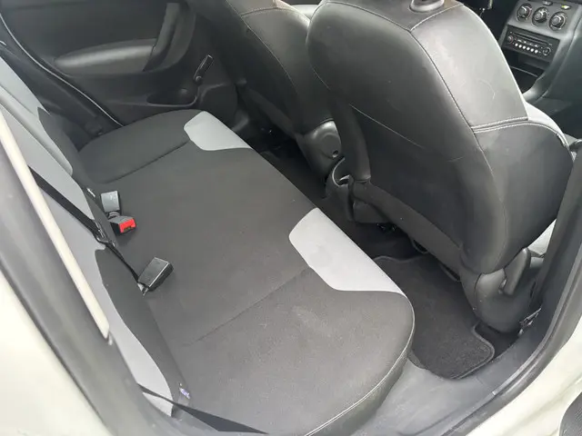 Citroën C3 1.0 VTi Attraction / 5-DEURS / AIRCO 2013 Benzine 17