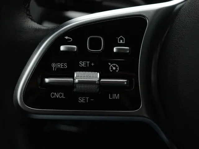 Mercedes-Benz GLA 250 e Progressive 2021 Hybride Benzine 22