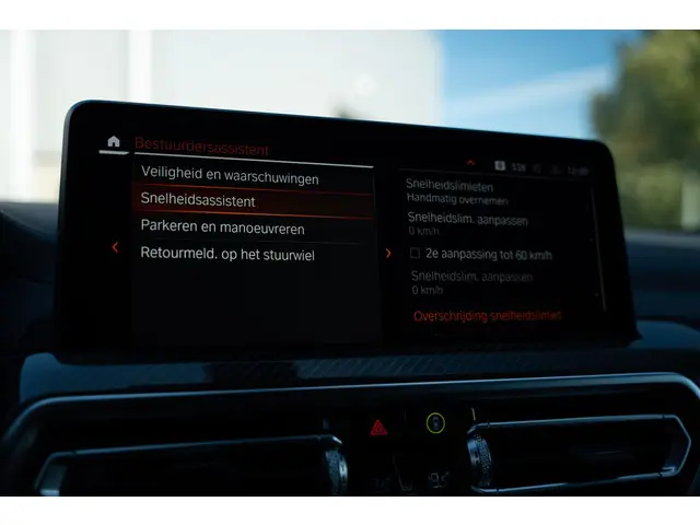 BMW X4 xDrive20i High Executive 2022 Hybride Benzine 44