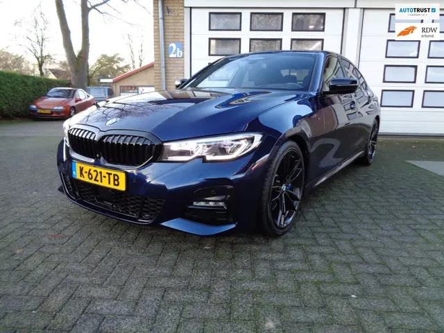 BMW 3 Serie 330i High Executive 2020 Benzine
