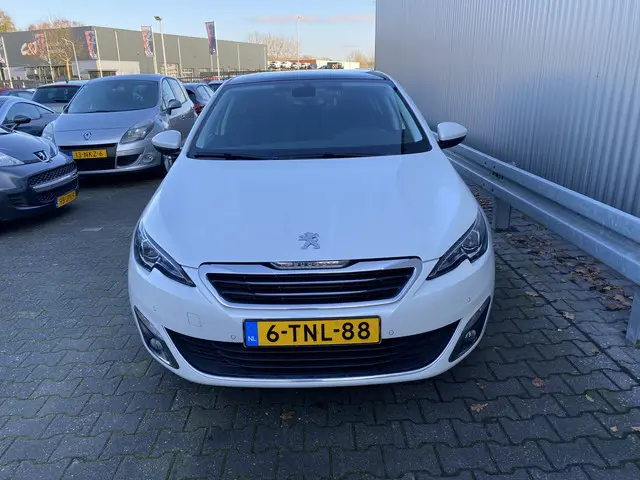 Peugeot 308 1.6 THP Allure 2014 Benzine 7