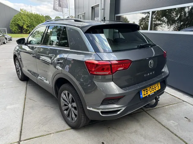 Volkswagen T-Roc 1.5 TSI 150pk H6 Style 2019 Benzine 11