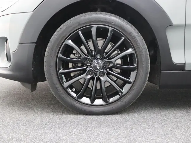 MINI Clubman Cooper 2021 Benzine 8